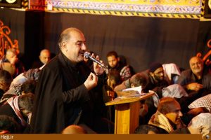 زائران حسینی ندبه کنان به سوگ اربعین نشستند